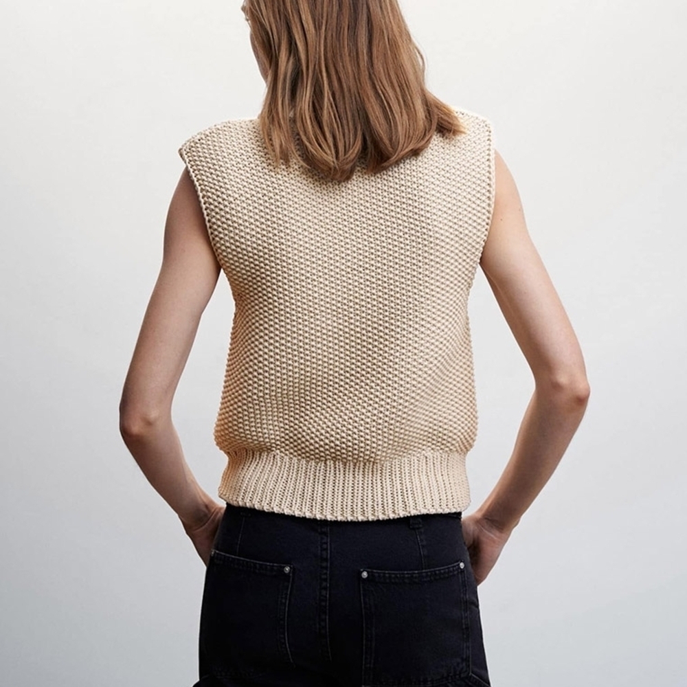 MNG Chunky Knit Gilet Vest - Picture 2 of 9